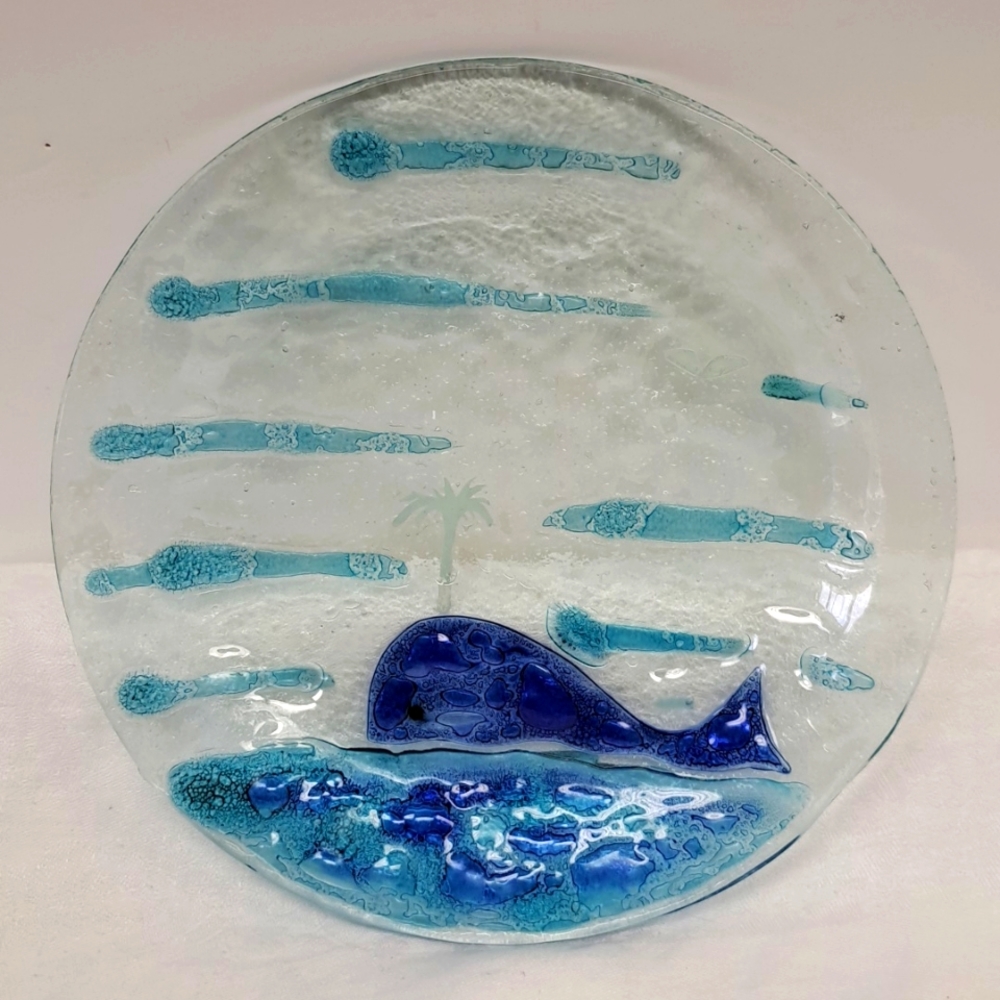 Handmade  FUSED ART GLASS whale design 9.5” plate